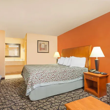 Days Inn By Wyndham Centerville Exterior photo